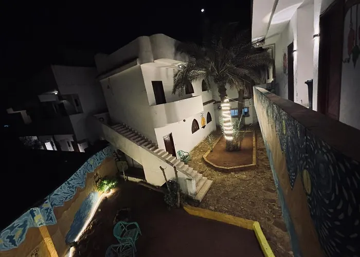 Shehab Aparthotel